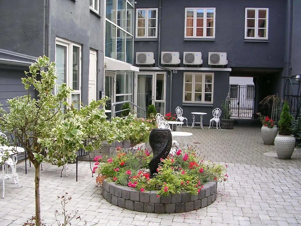 Hotel Aarhus City Apartments 2*,