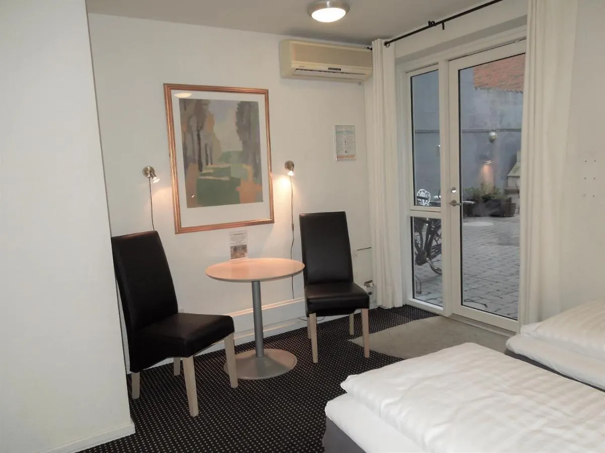 Hotel Aarhus City Apartments 2*,